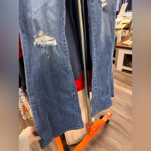 Paige jeans bell canyon high rise flared with light distressing size 27 - Picture 3 of 7